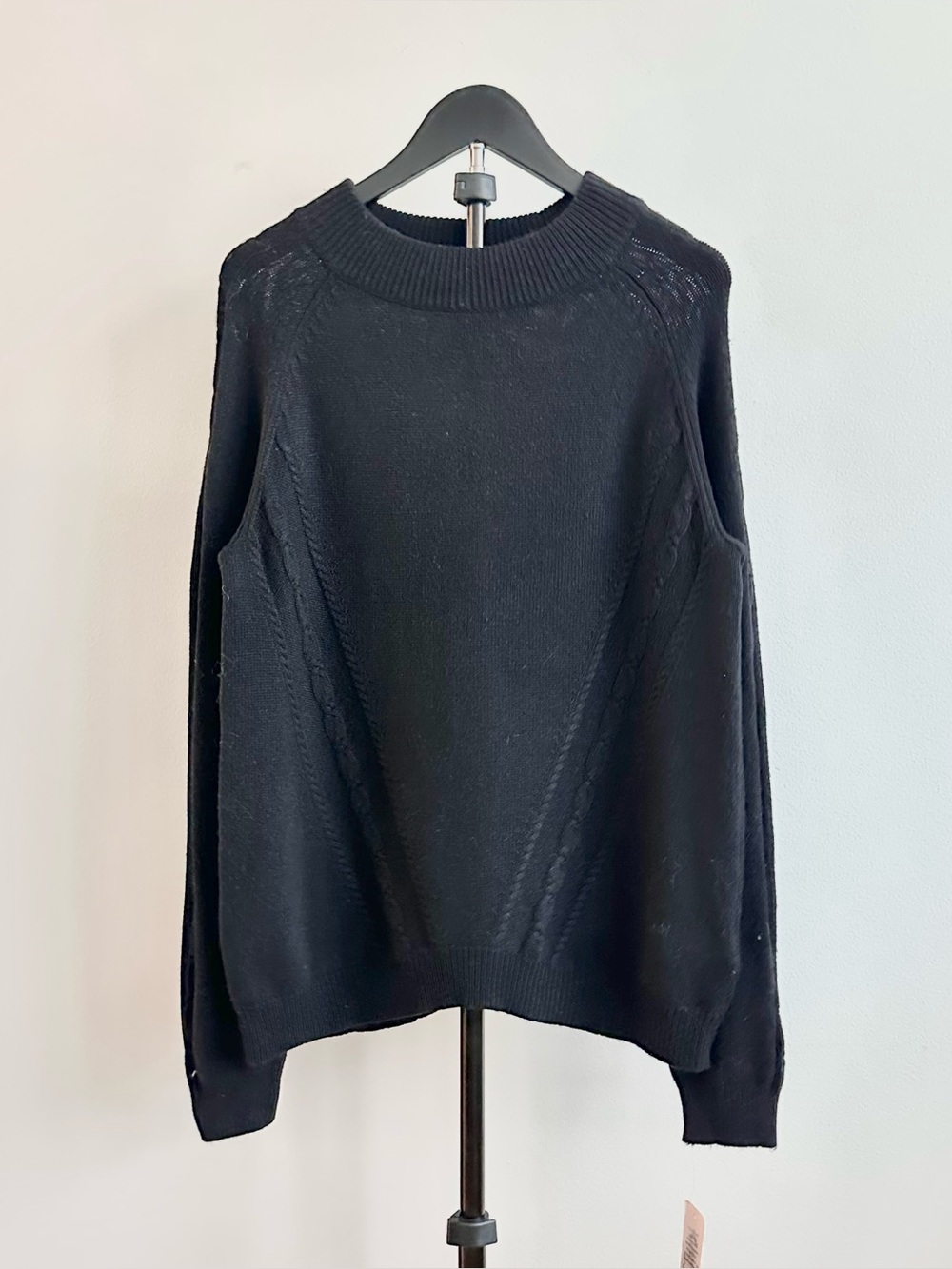 Nanette Lepore Black Cashmere Crew Neck Sweater Size L NWT